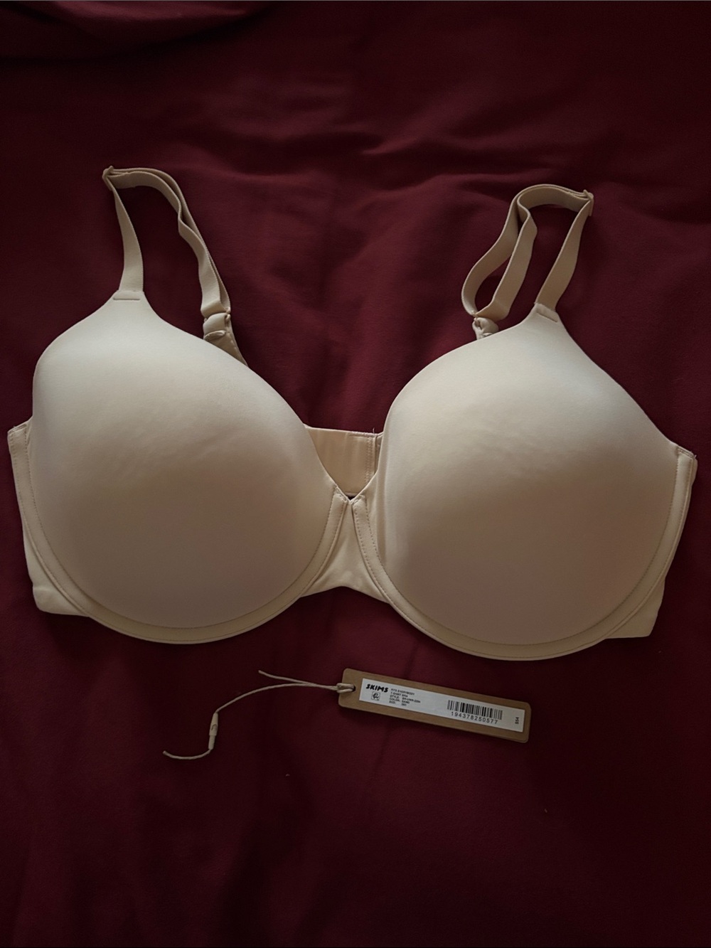 SKIMS Fits Everybody T-Shirt Bra — Sand